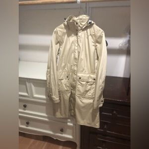 Patagonia Women’s Raincoat